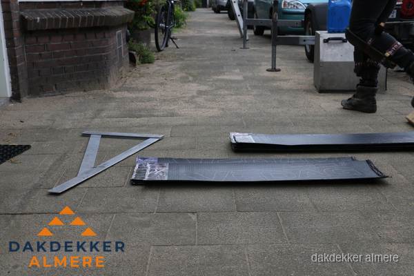 Almere Spoed Dakdekker Almere Spoed Dakdekker